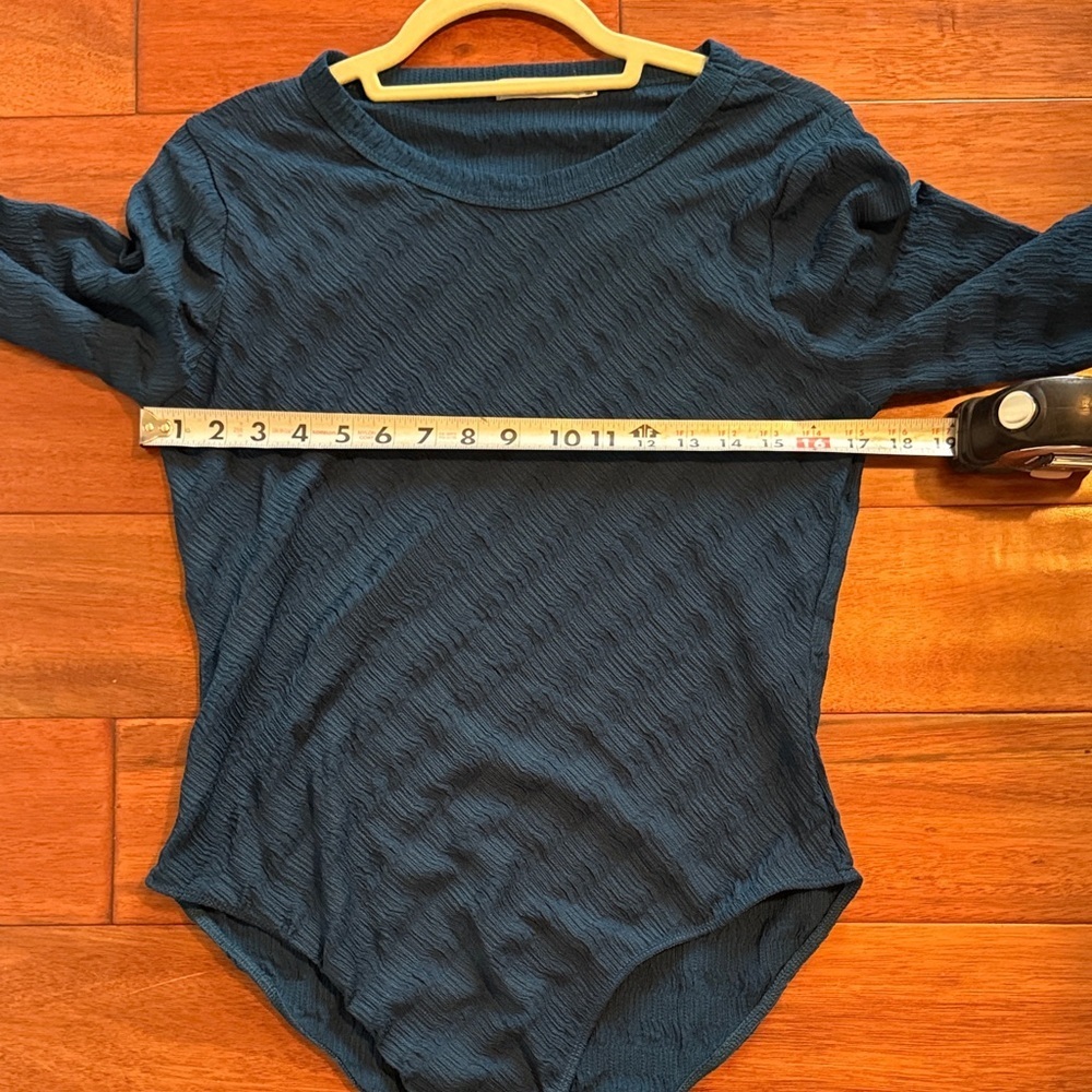 Culture Code Amina Crew Neck Textured Dark Teal Long Sleeve Bodysuit Size XL - Picture 8 of 10